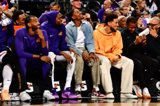 场的观众也 场的观众也